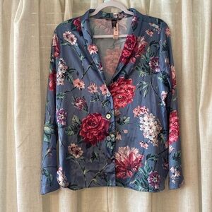 NWT VS Satin Floral Pajama Set Medium Top Large Bottom